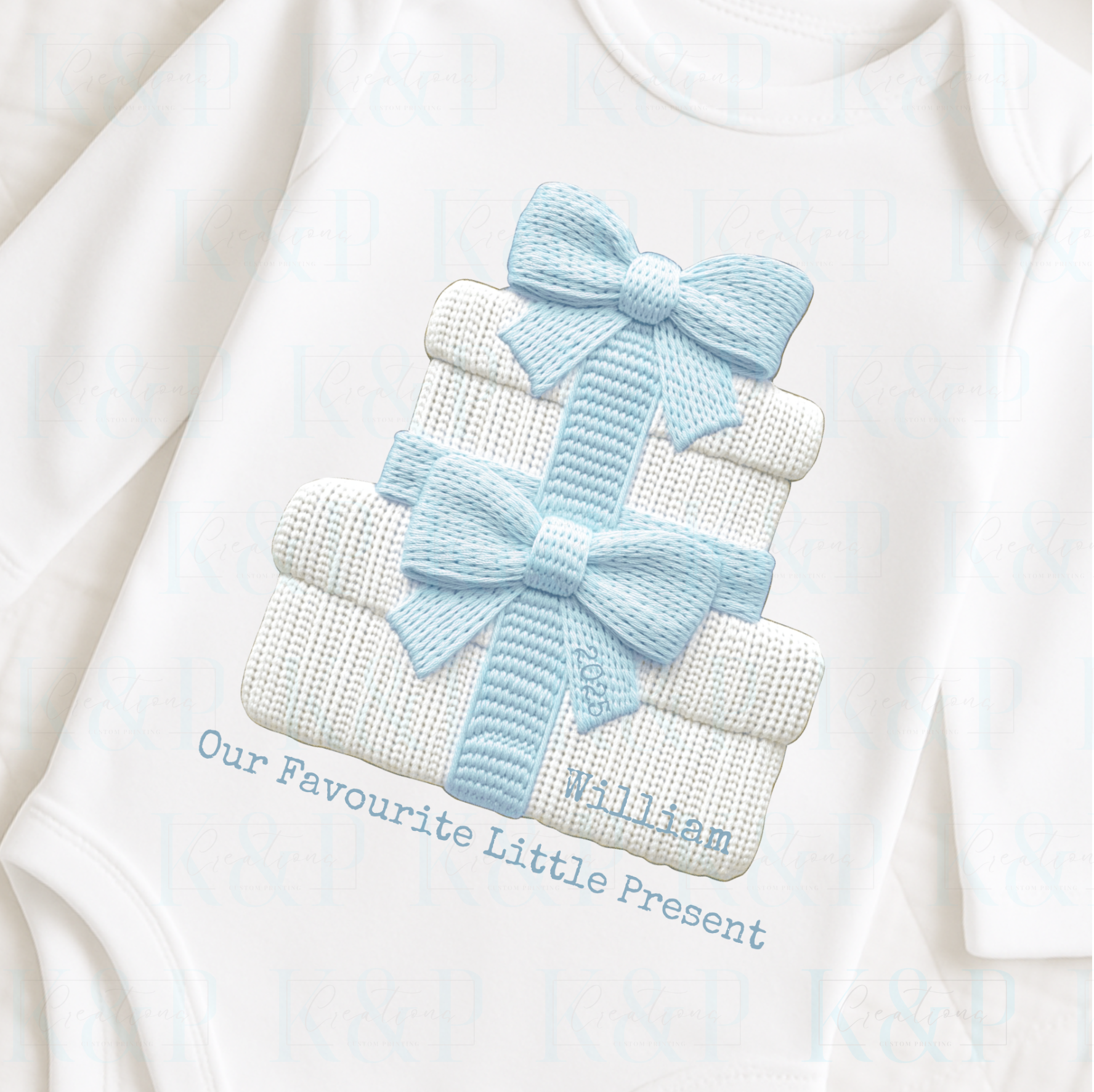 embroidered style present baby t-shirt